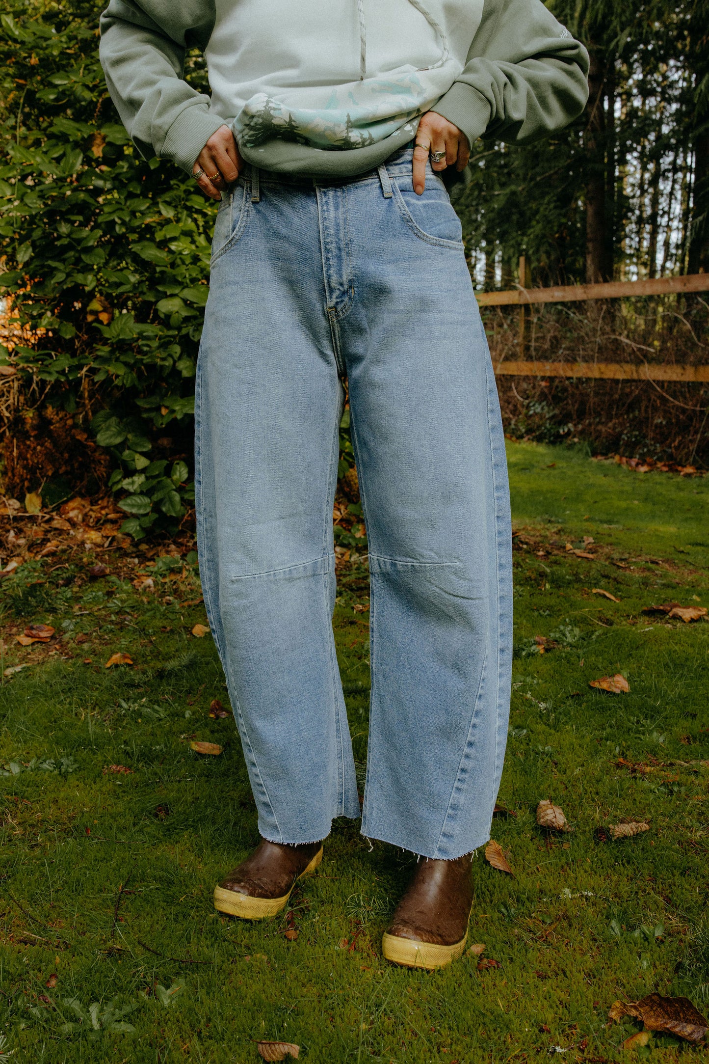 CHASING DAYLIGHT barrel jeans