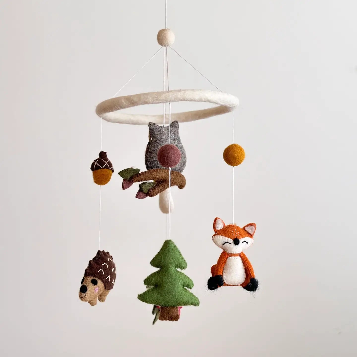 FOREST FRIENDS felt baby mobile