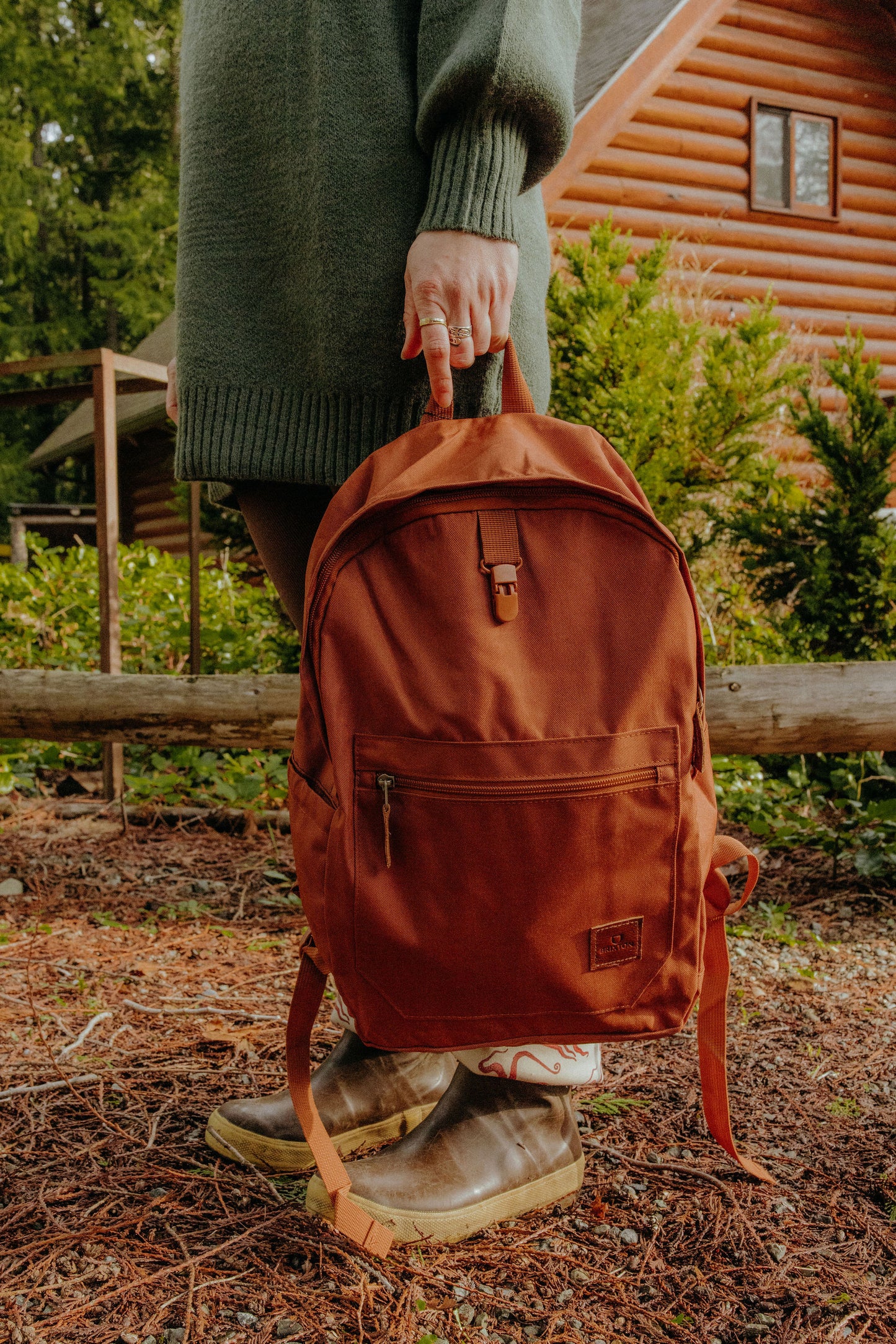 UNIVERSITY 19L backpack