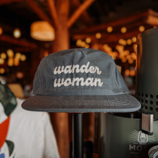 WANDER WOMAN waxed ripstop hat