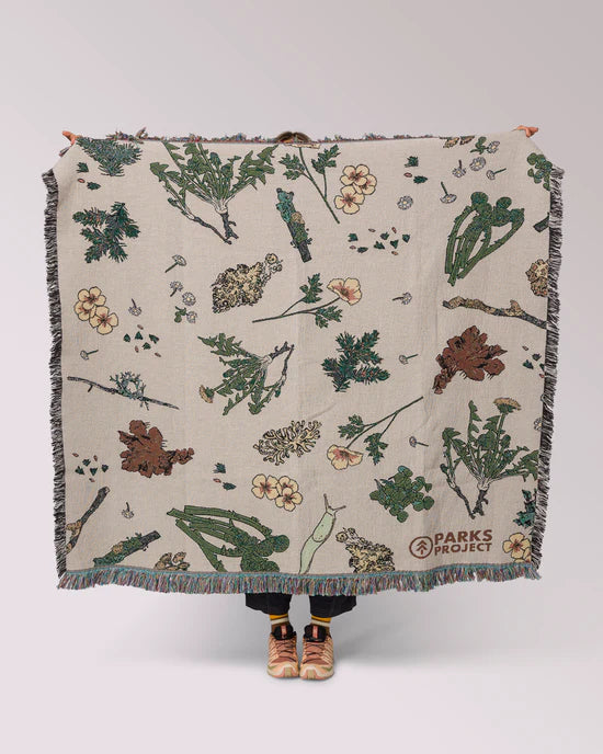 FOREST FORAGER woven blanket