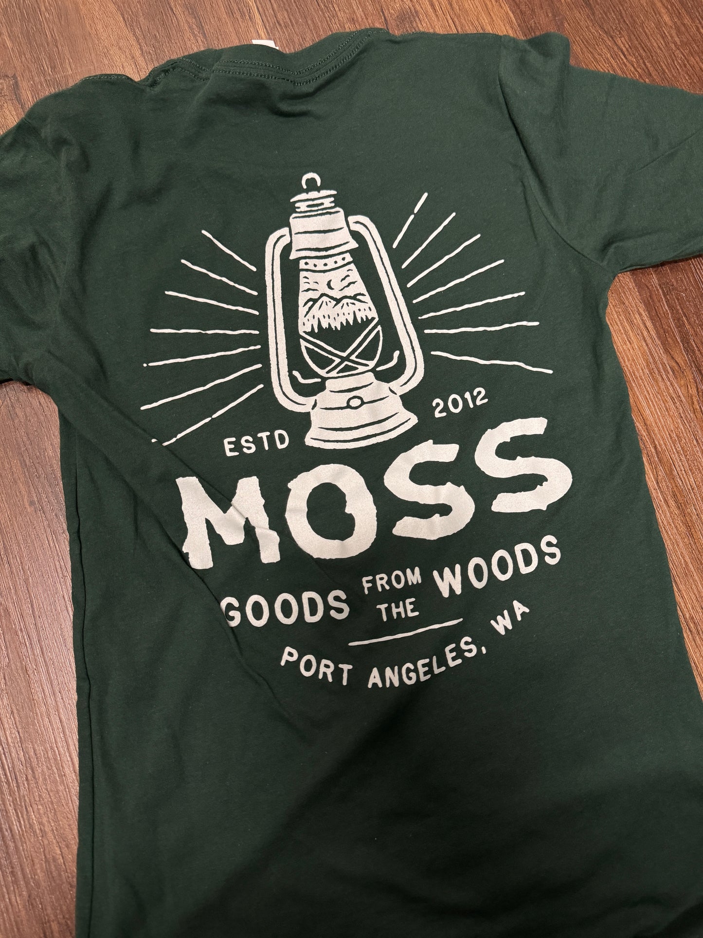 MOSS favorite tee