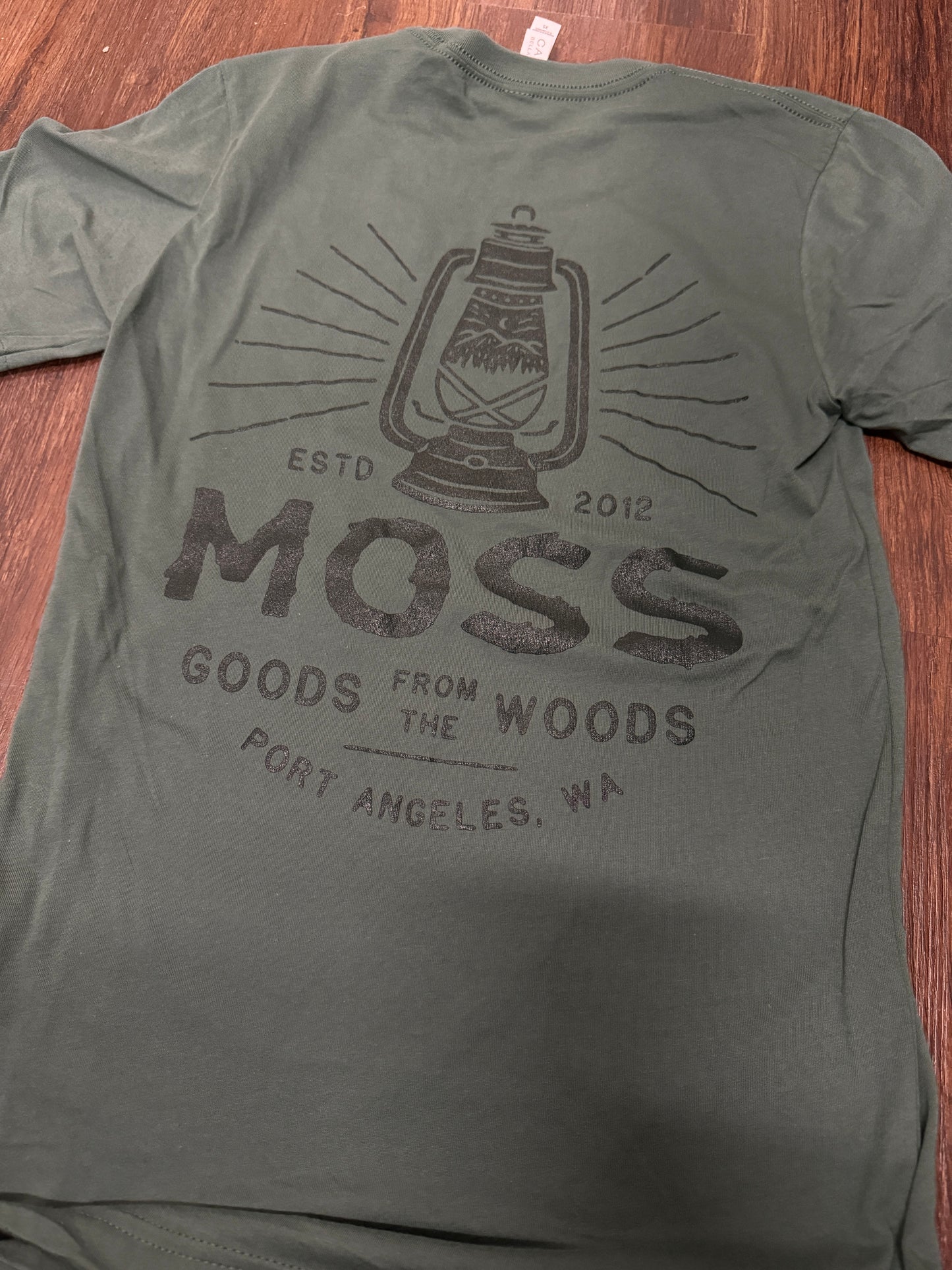 MOSS favorite tee