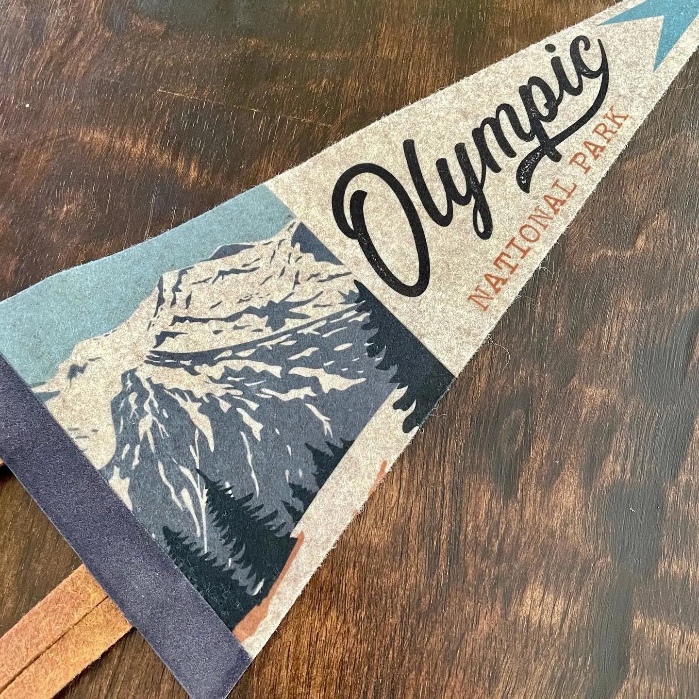 OLYMPIC NATIONAL PARK pennant